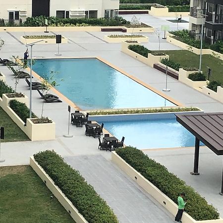 Spacious 2 Bedroom Condo Unit For Rent อีโลอีโลซิตี้ ภายนอก รูปภาพ