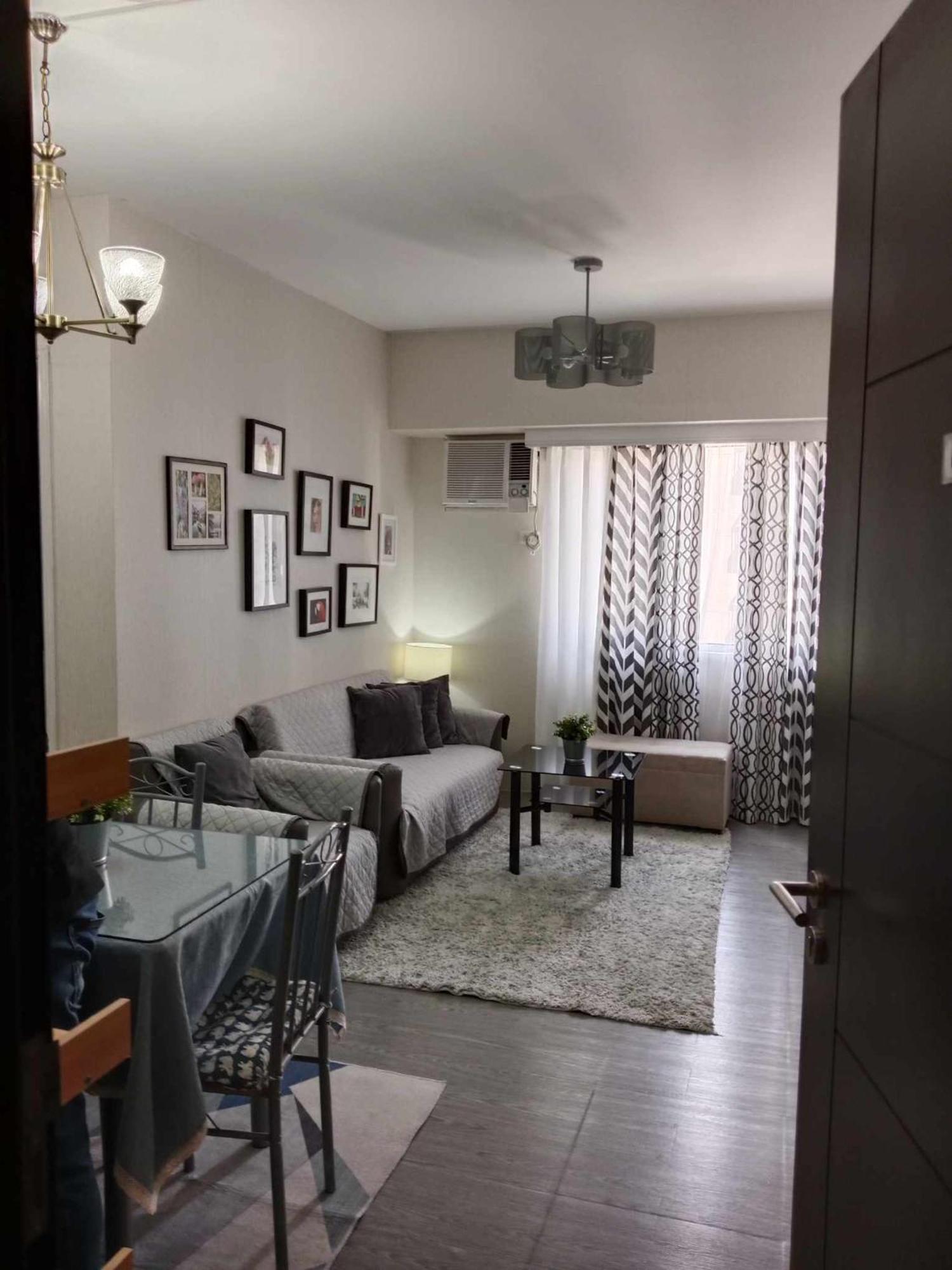 Spacious 2 Bedroom Condo Unit For Rent อีโลอีโลซิตี้ ภายนอก รูปภาพ