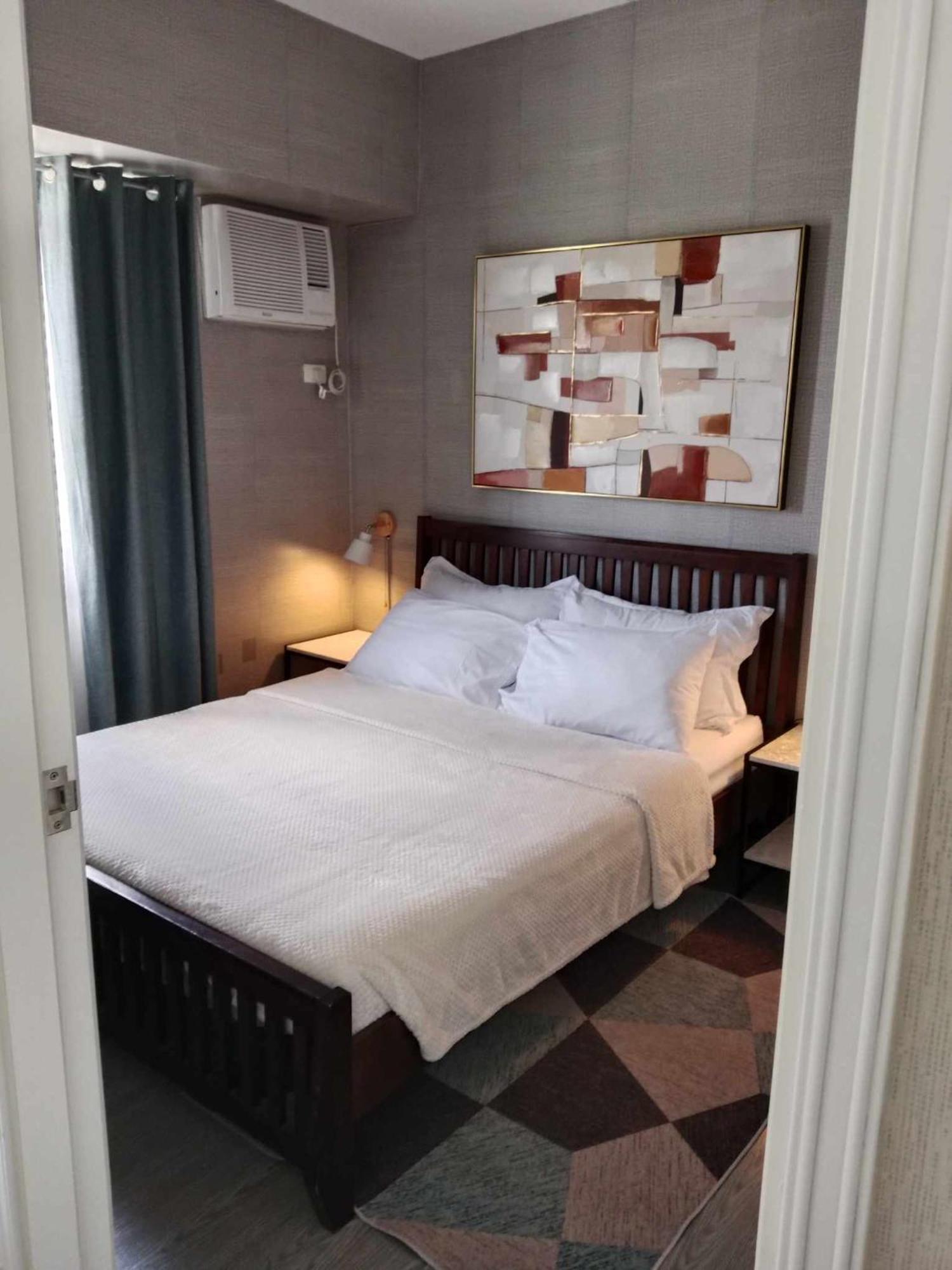 Spacious 2 Bedroom Condo Unit For Rent อีโลอีโลซิตี้ ภายนอก รูปภาพ